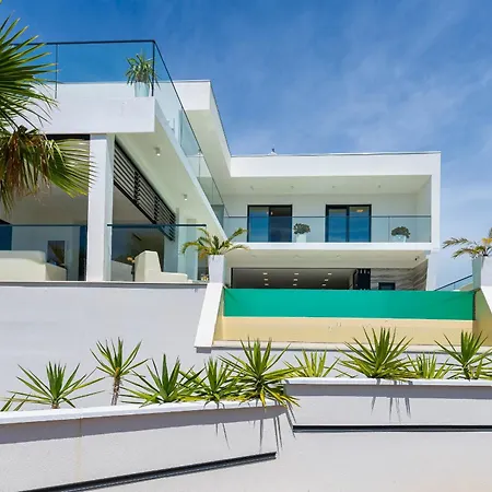 Hébergement de vacances My Dalmatia - Luxury Michelle With Private Infinity Pool, Sea View Jacuzzi, Sauna And Gym