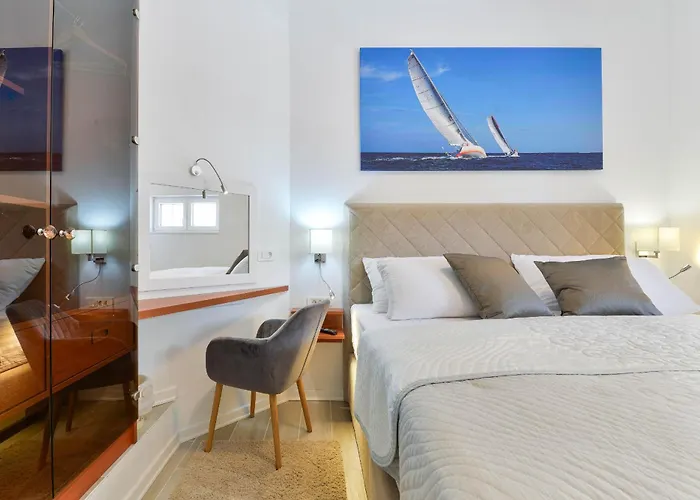 بيت للعطل My Dalmatia - Luxury Michelle With Private Infinity Pool, Sea View Jacuzzi, Sauna And Gym ماسلينتسا