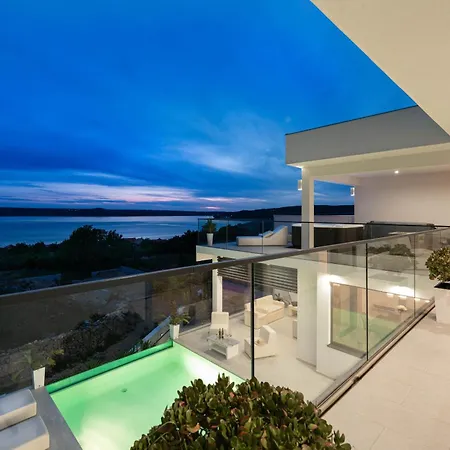 My Dalmatia - Luxury Michelle With Private Infinity Pool, Sea View Jacuzzi, Sauna And Gym Ferienhaus