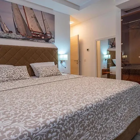My Dalmatia - Luxury Michelle With Private Infinity Pool, Sea View Jacuzzi, Sauna And Gym Ferienhaus Maslenica