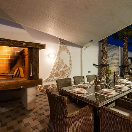 My Dalmatia - Luxury Michelle With Private Infinity Pool, Sea View Jacuzzi, Sauna And Gym * Maslenica