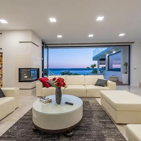 Ferienhaus My Dalmatia - Luxury Michelle With Private Infinity Pool, Sea View Jacuzzi, Sauna And Gym *